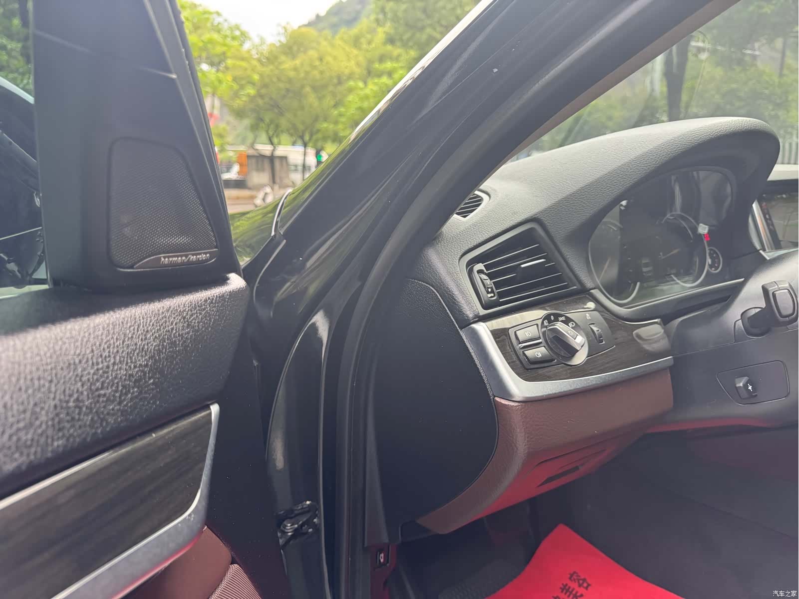 BMW 5 Series, 2016 12
