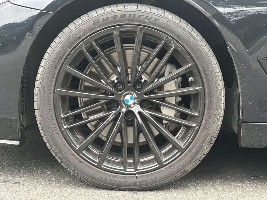 BMW 5 Series 2020, фото 5
