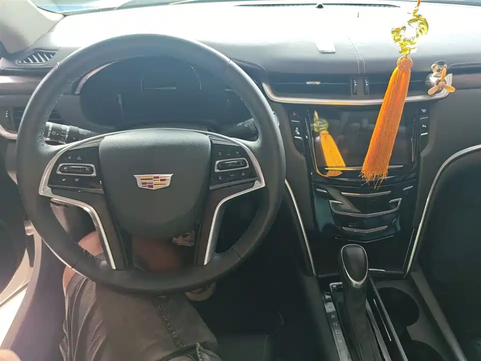 Cadillac XTS