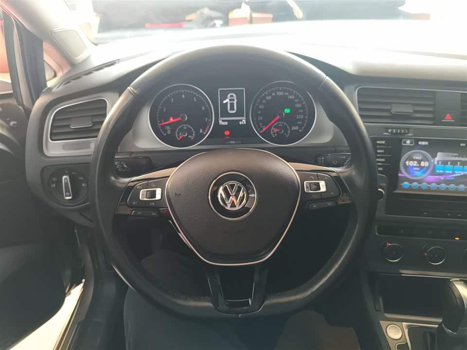 Volkswagen golf