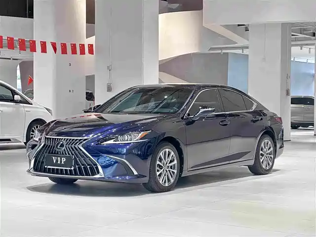 Lexus ES 2024 — купить из Китая под заказ