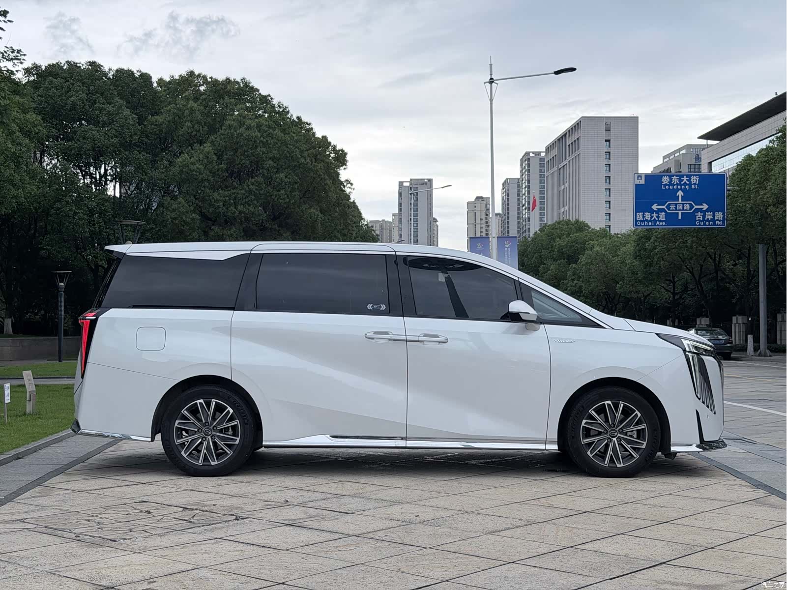 Trumpchi M8, 2023 18