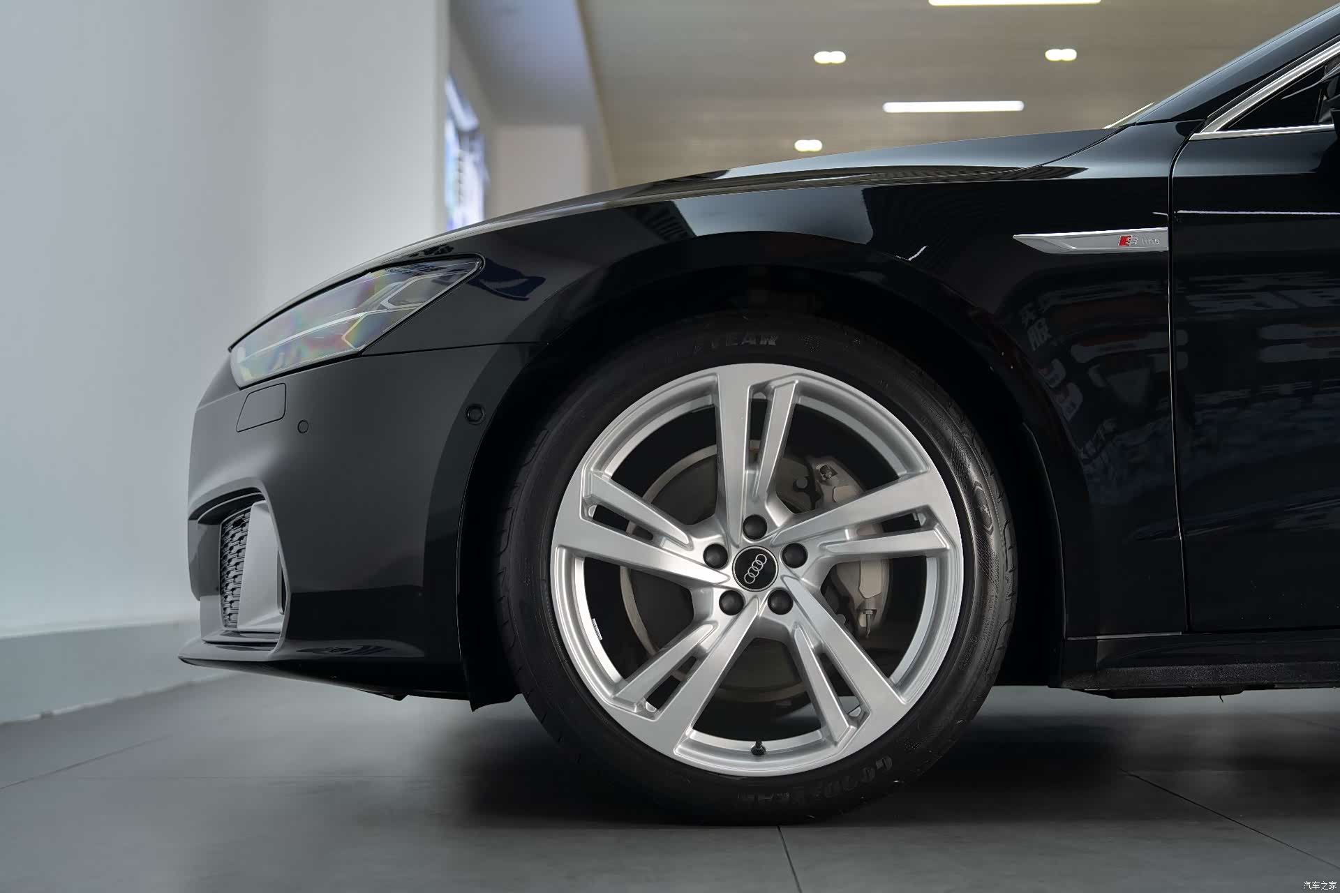Audi A7L, 2023 10