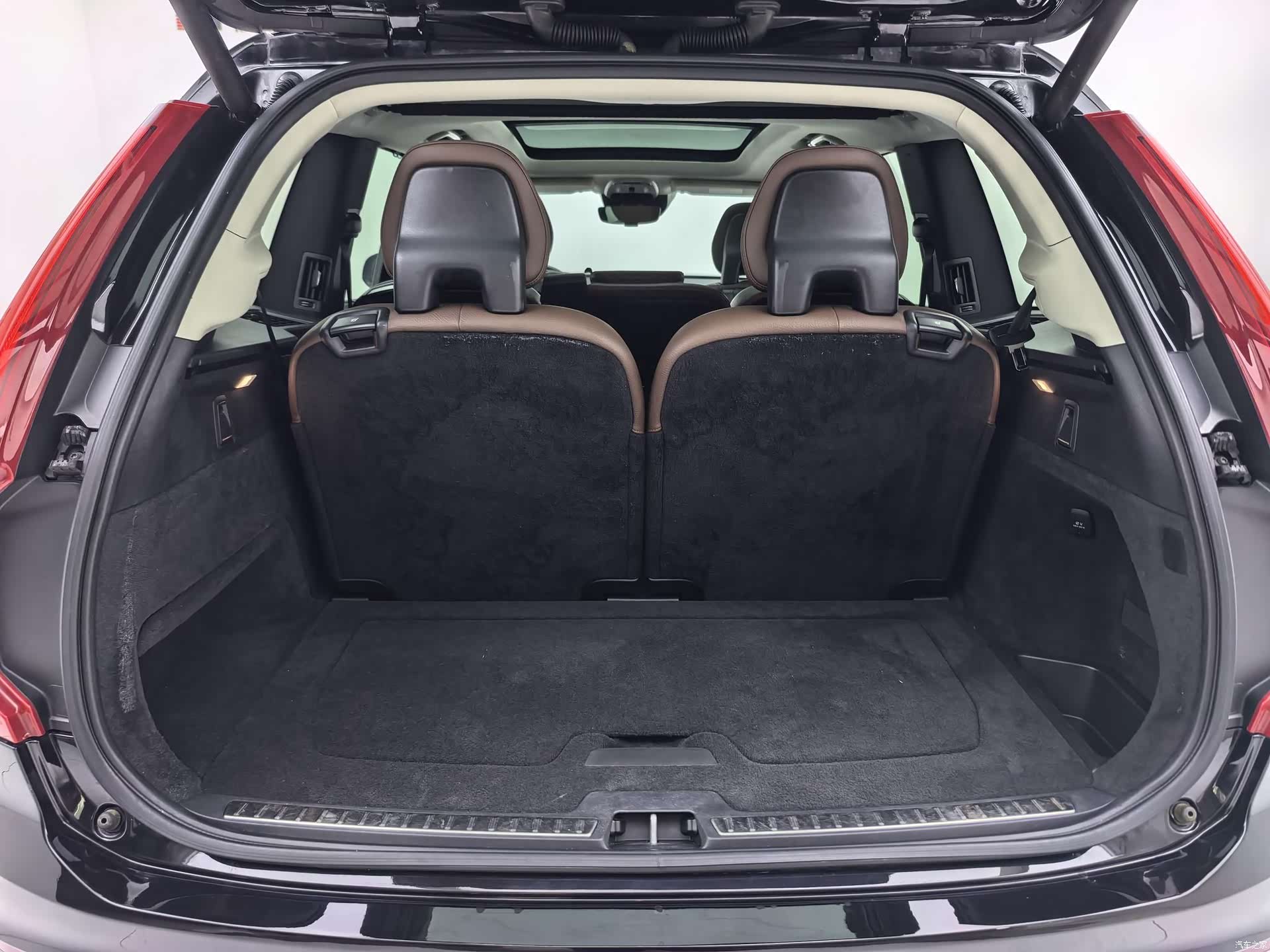 Volvo XC90, 2019 27