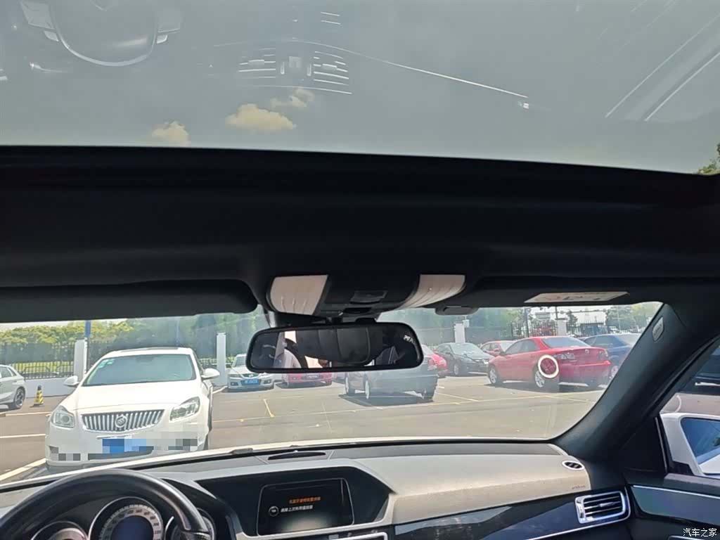 Mercedes-Benz E-Class, 2015 18