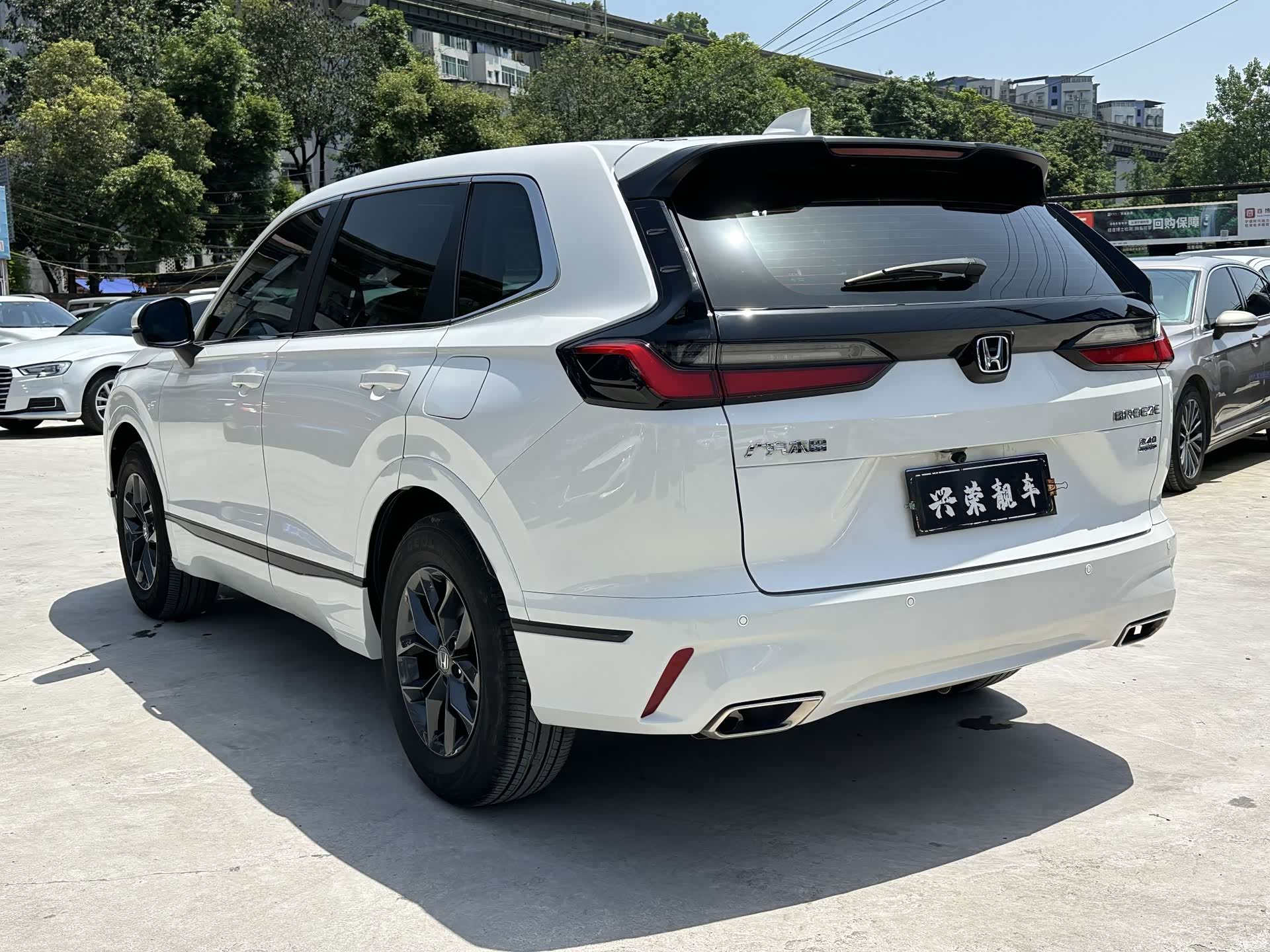 Honda Breeze, 2024 все фото