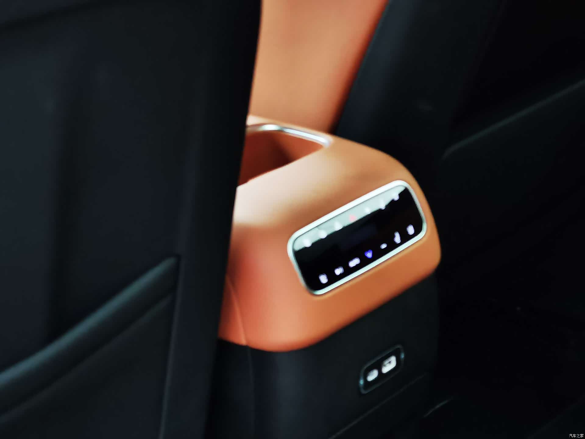 Leapmotor C16, 2025 12