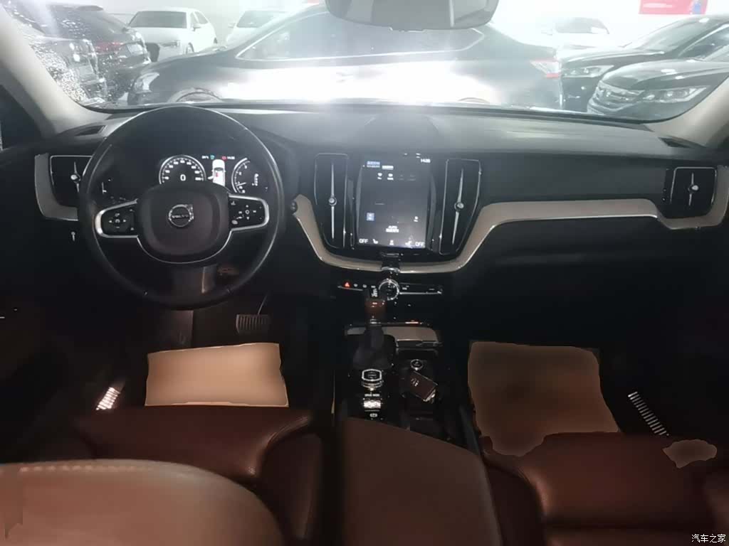 Volvo XC60, 2019 10