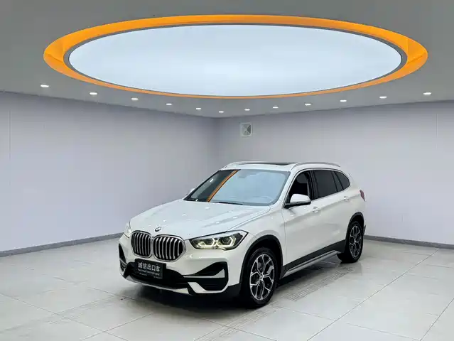 BMW X1 2022 — купить из Китая под заказ