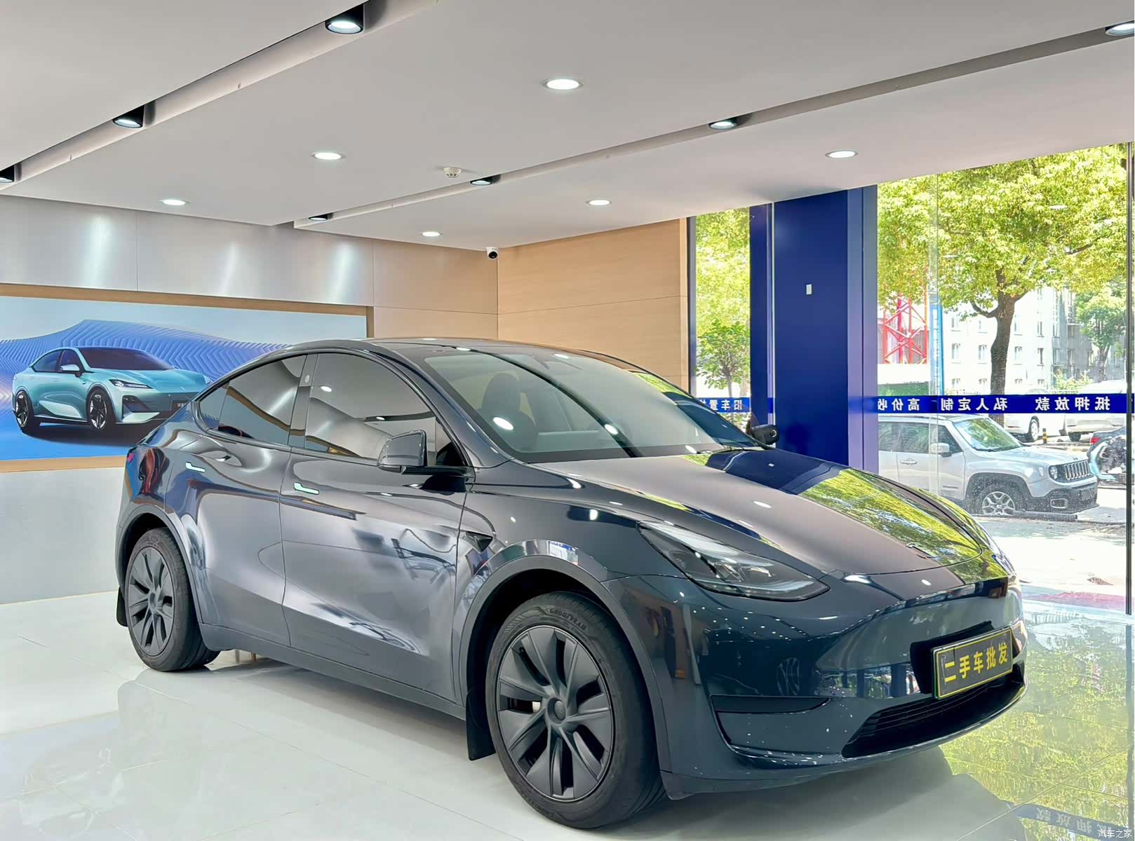 Tesla Model Y, 2024 3