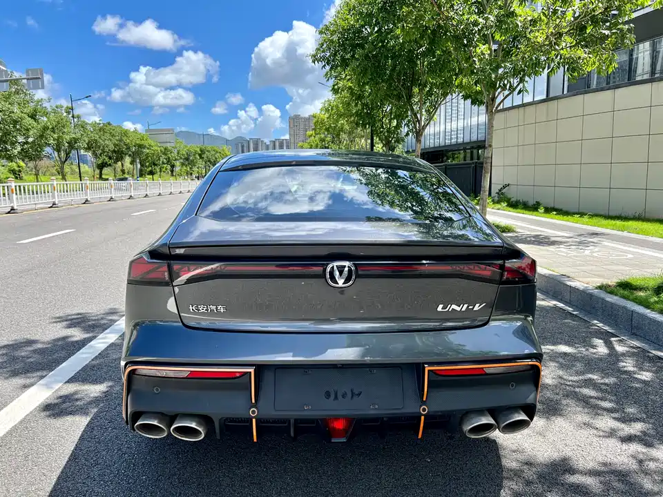 Changan UNI-V