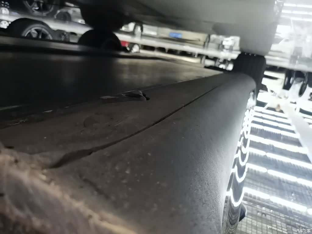 Tesla Model Y, 2023 22