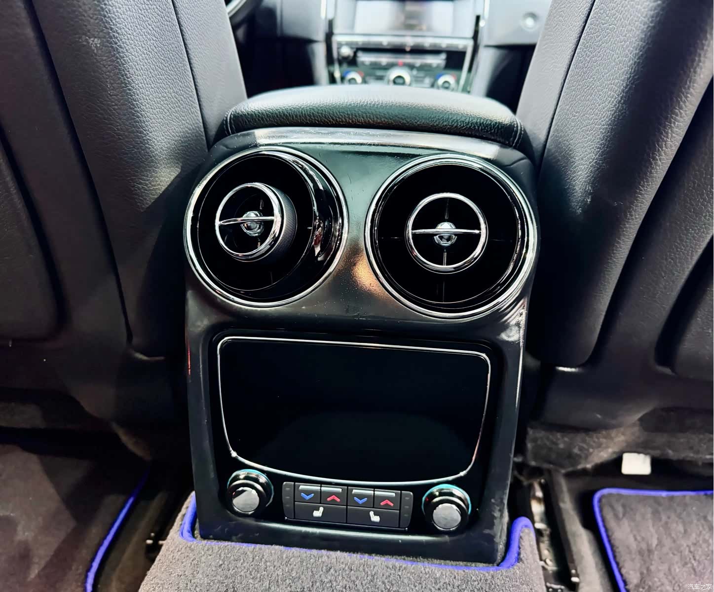 Jaguar XJ, 2016 18