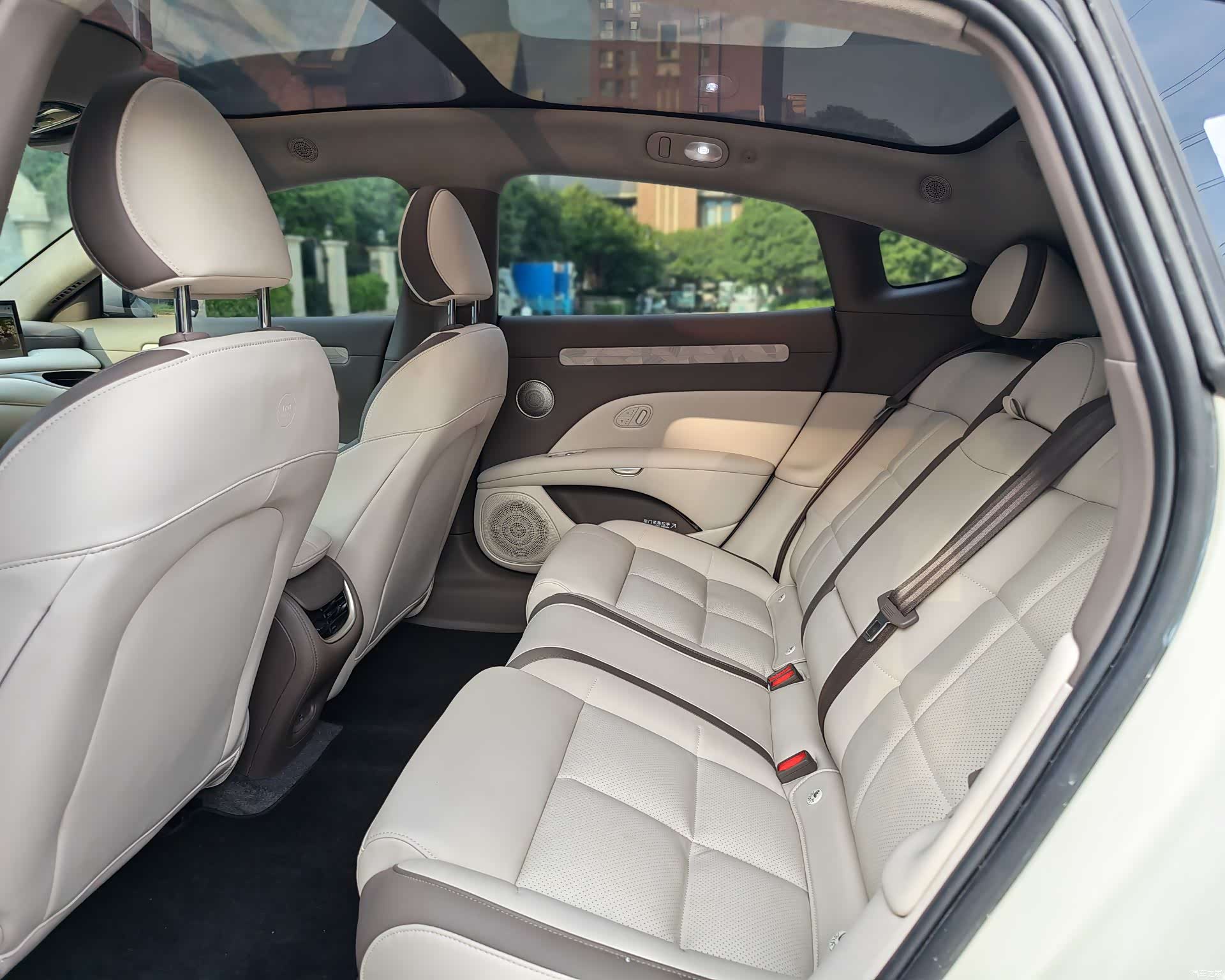 IM Motors L6, 2025 все фото