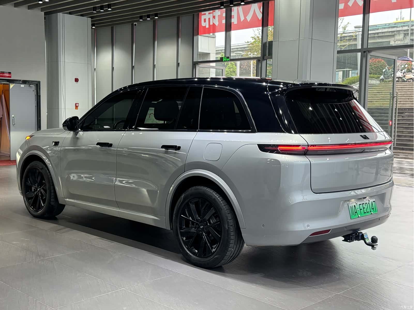 Li Auto L8, 2023 7