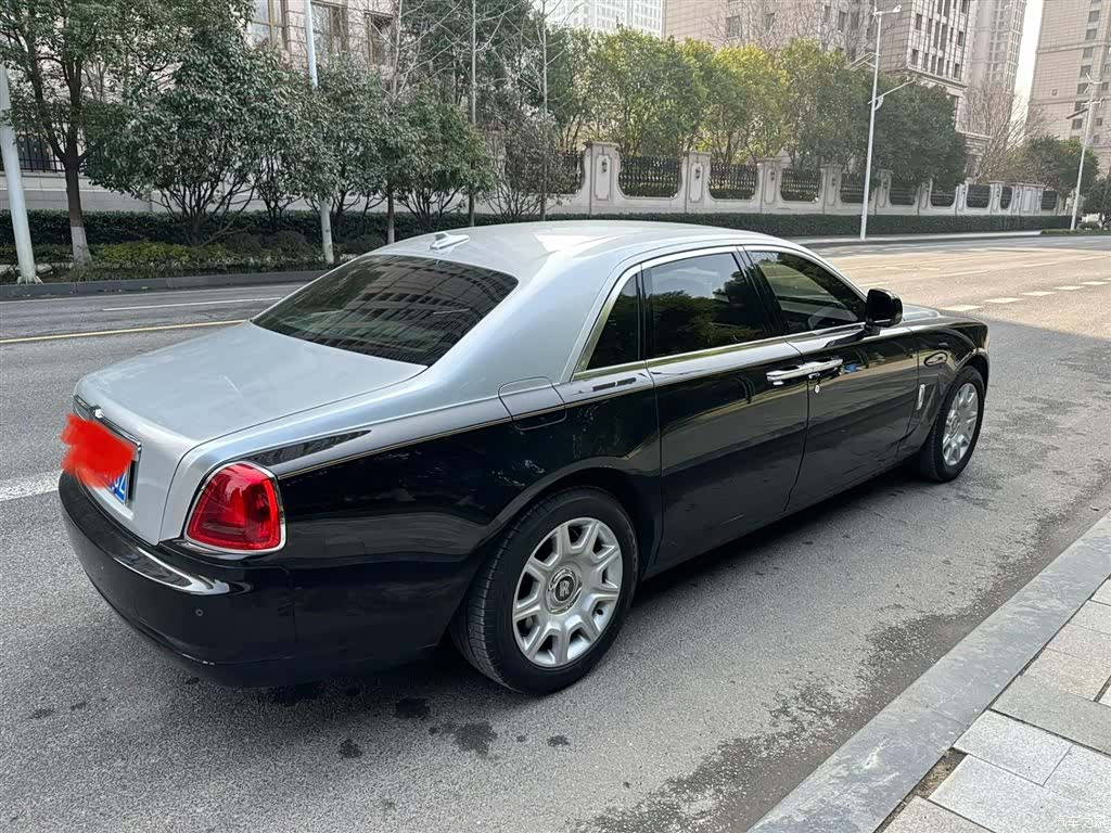 Rolls-Royce Ghost, 2011 6