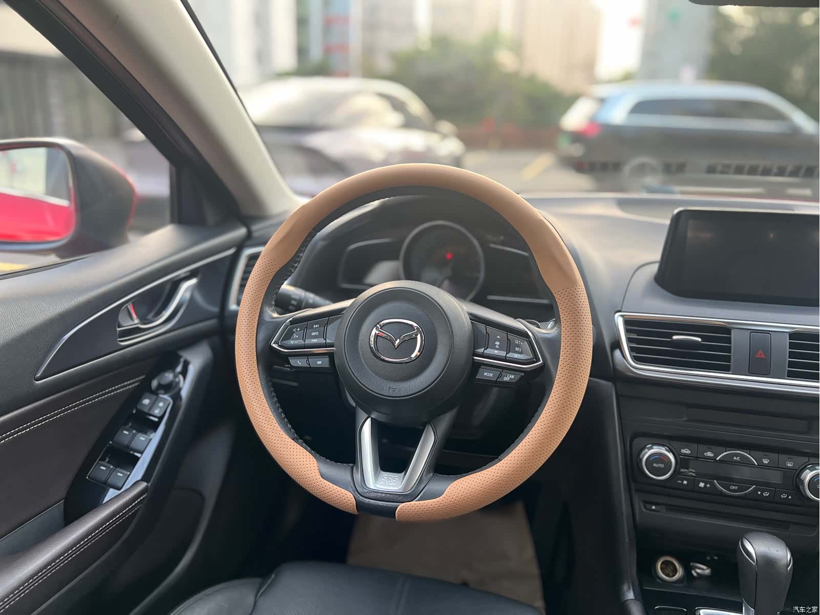 Mazda Mazda3, 2017 8