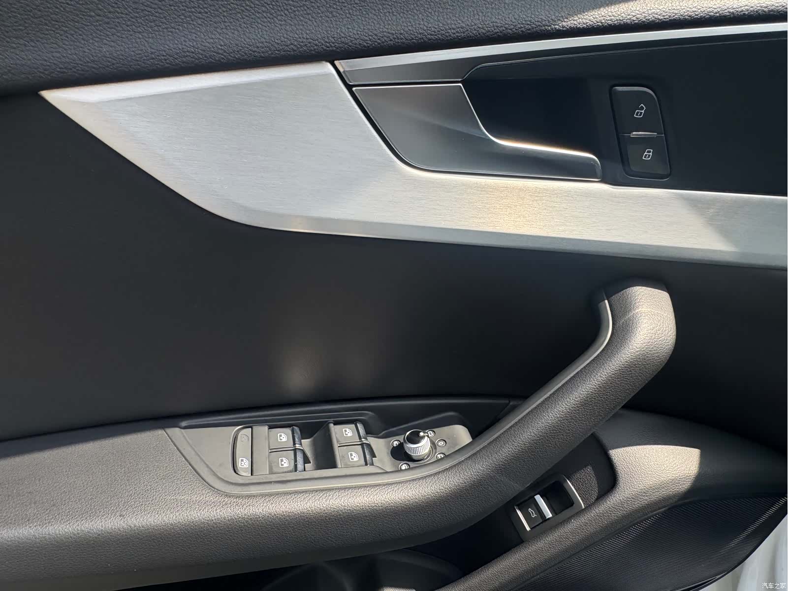 Audi A4L, 2021 9