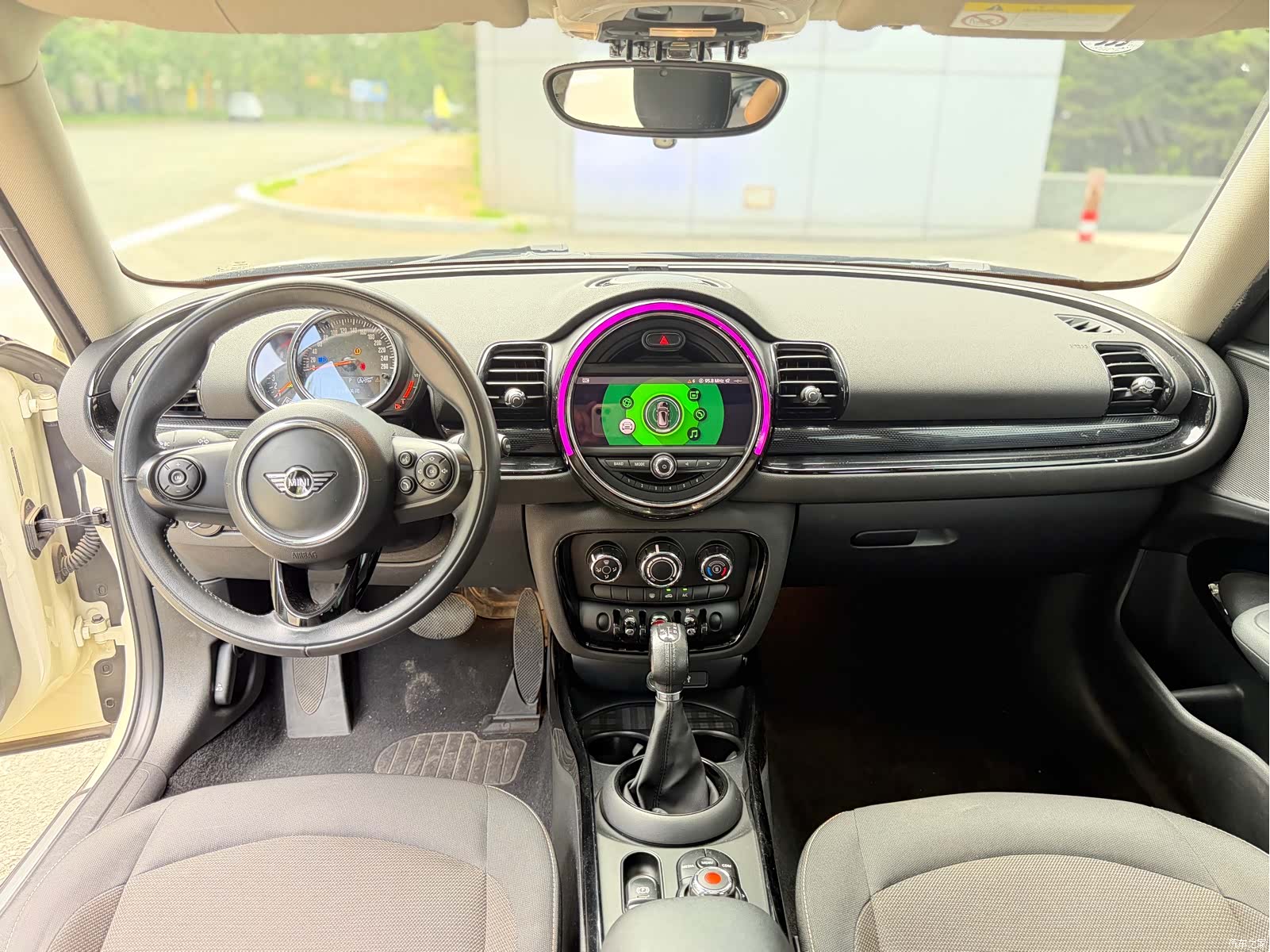 Mini Clubman, 2019 19