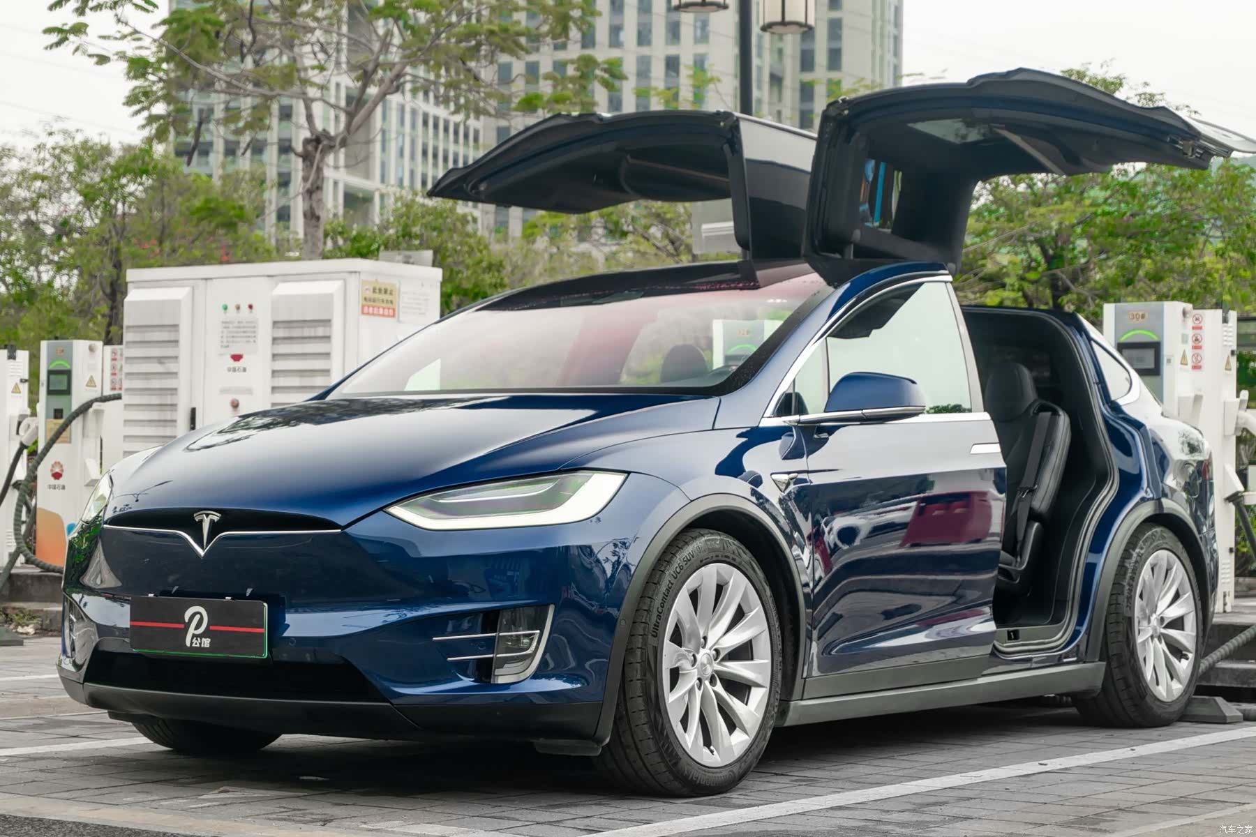 Tesla Model X, 2019 3