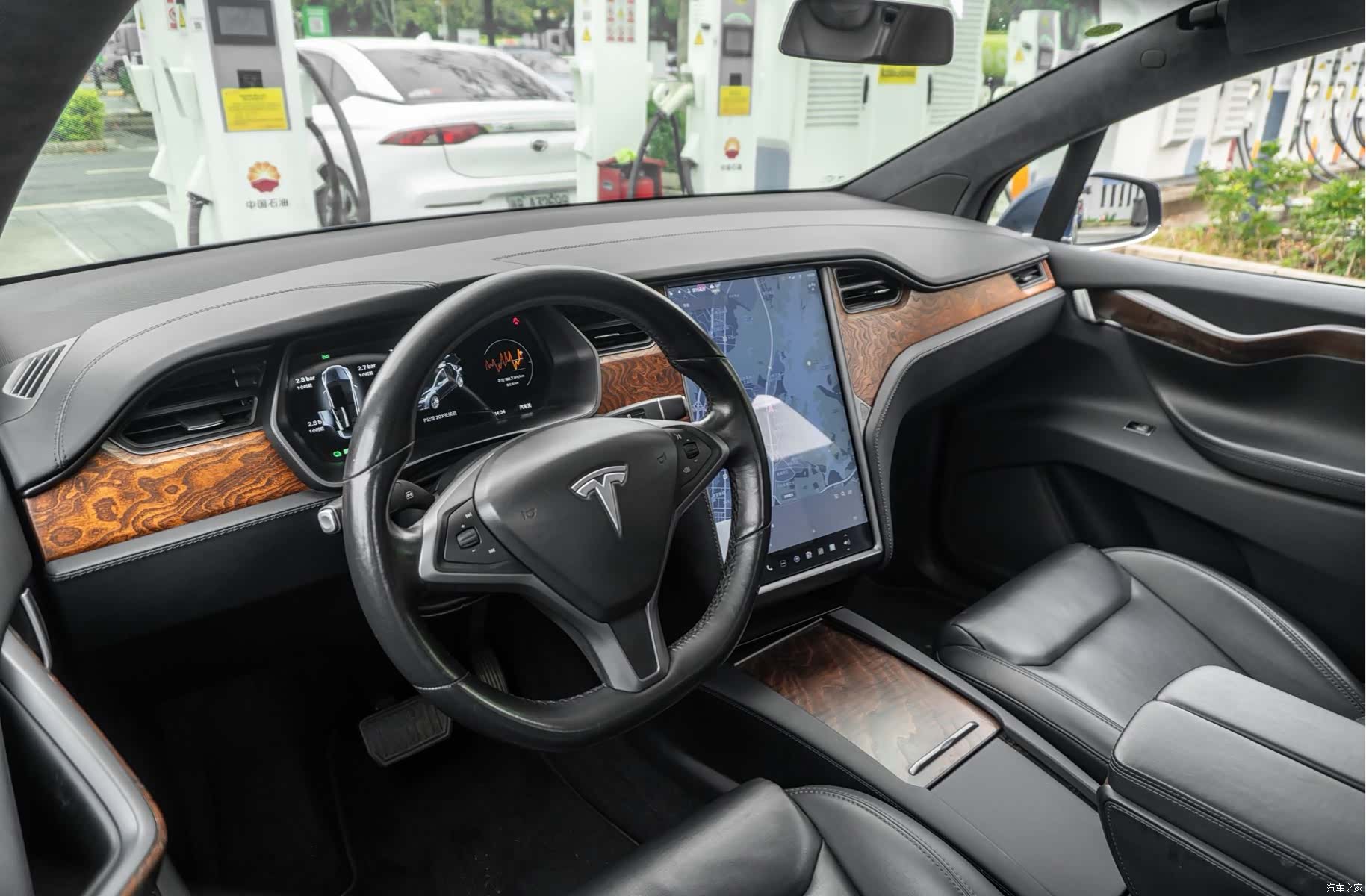Tesla Model X, 2019 8