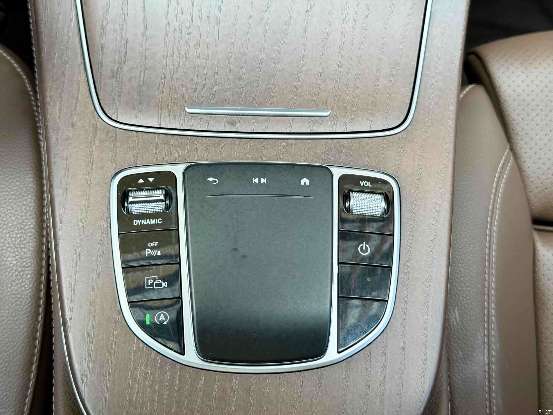 Mercedes-Benz E-Class, 2022 16
