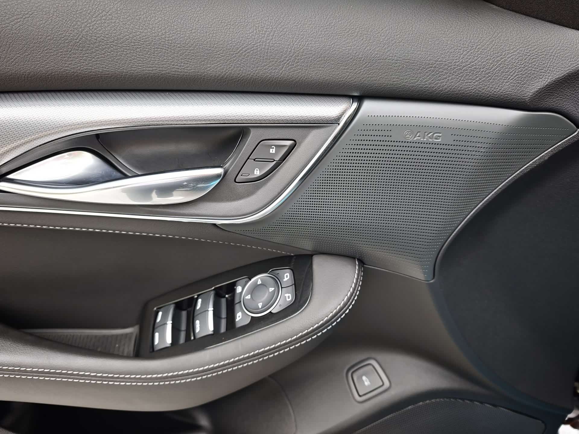 Cadillac CT5, 2025 9