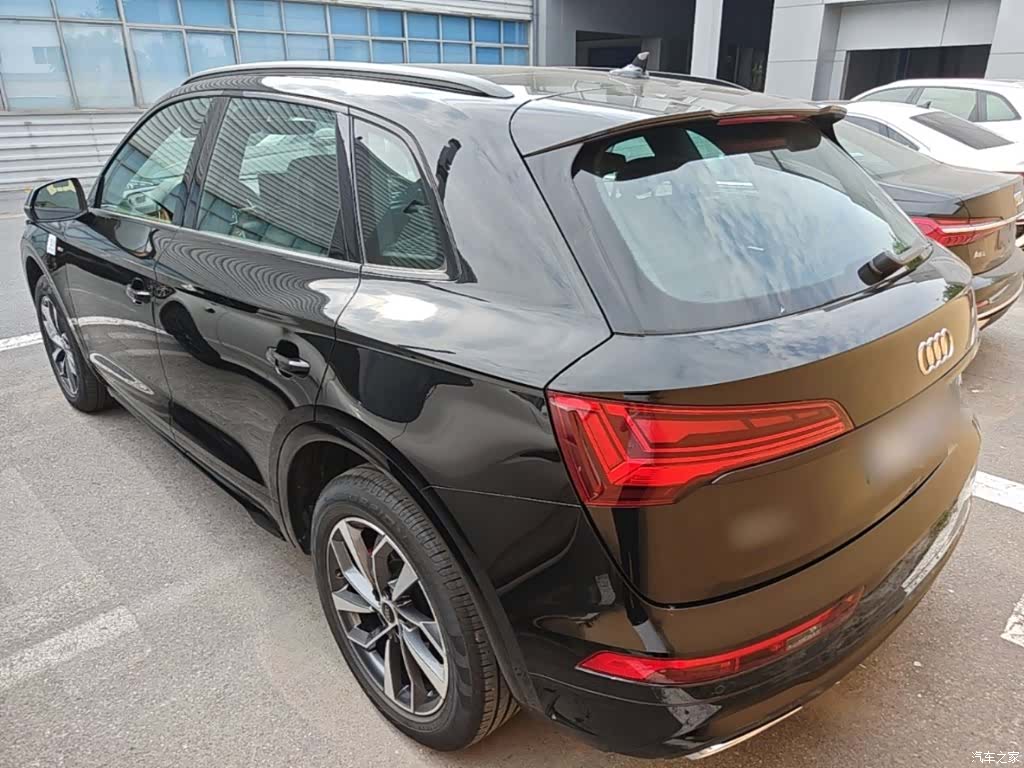 Audi Q5L, 2024 все фото