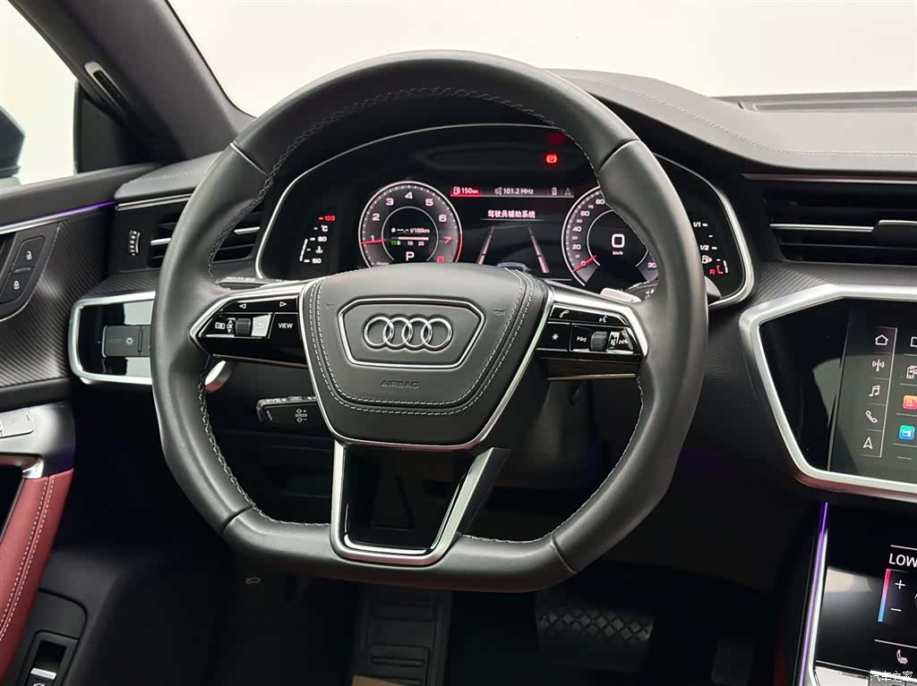 Audi A7L, 2024 12