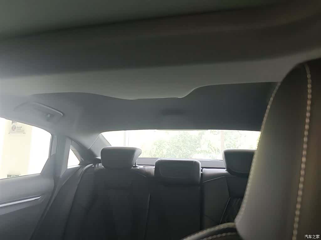 Audi Flying Spur, 2025 25