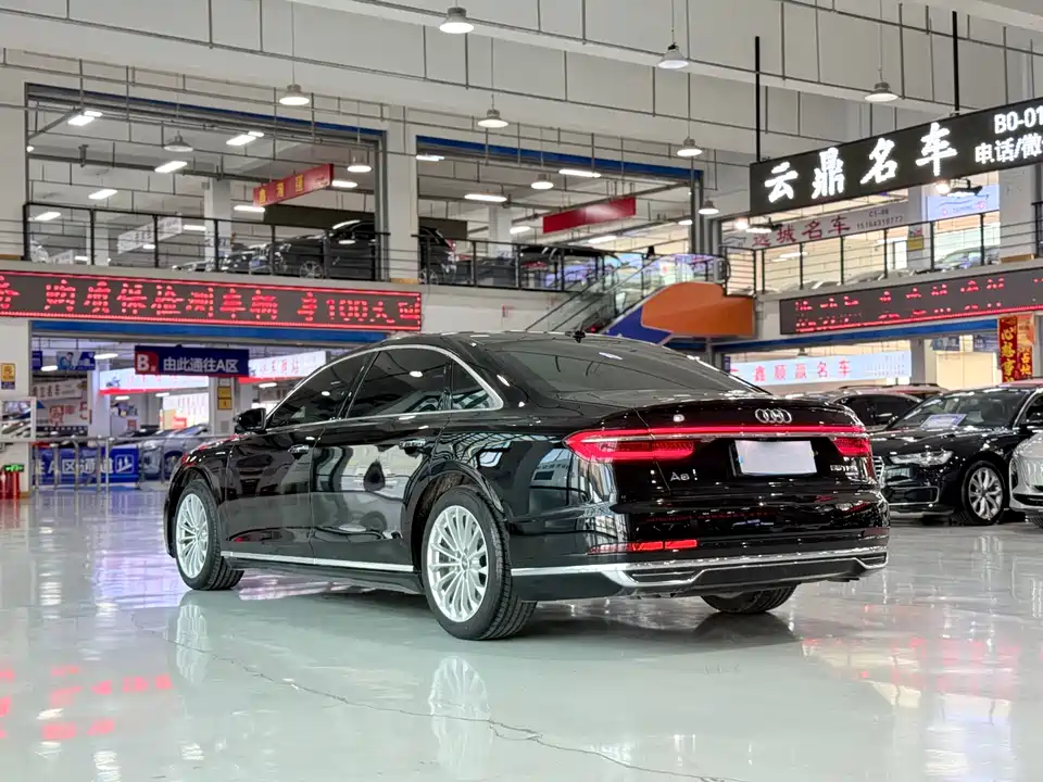 Audi A8