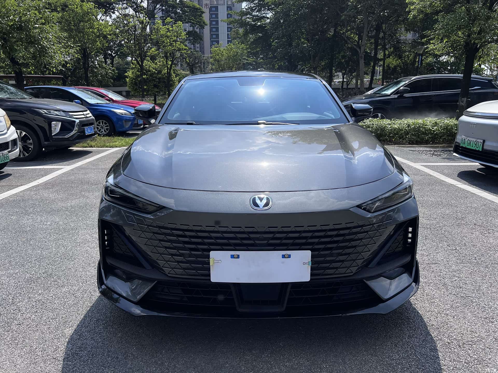 Changan UNI-V, 2023 1