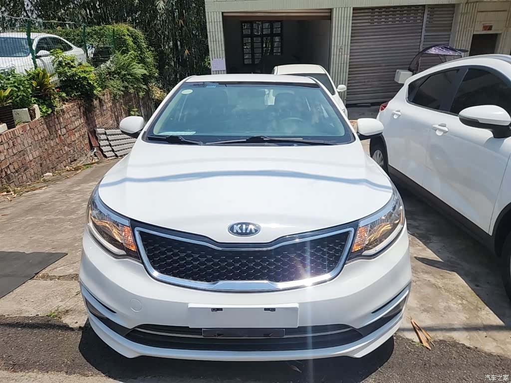Kia K2, 2015 3