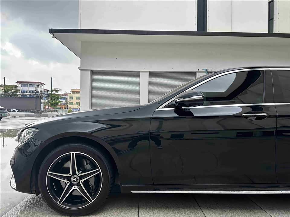 Mercedes-Benz E-class Mercedes-Benz E-class