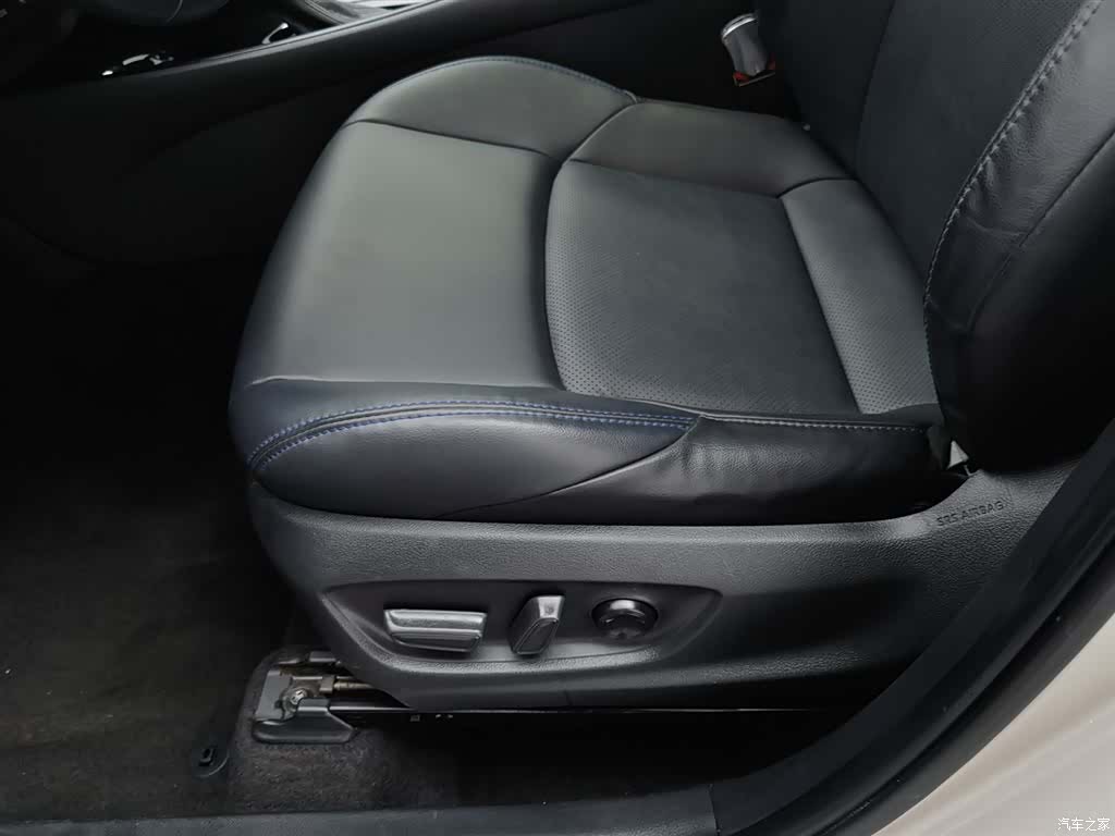 Toyota C-HR, 2022 20