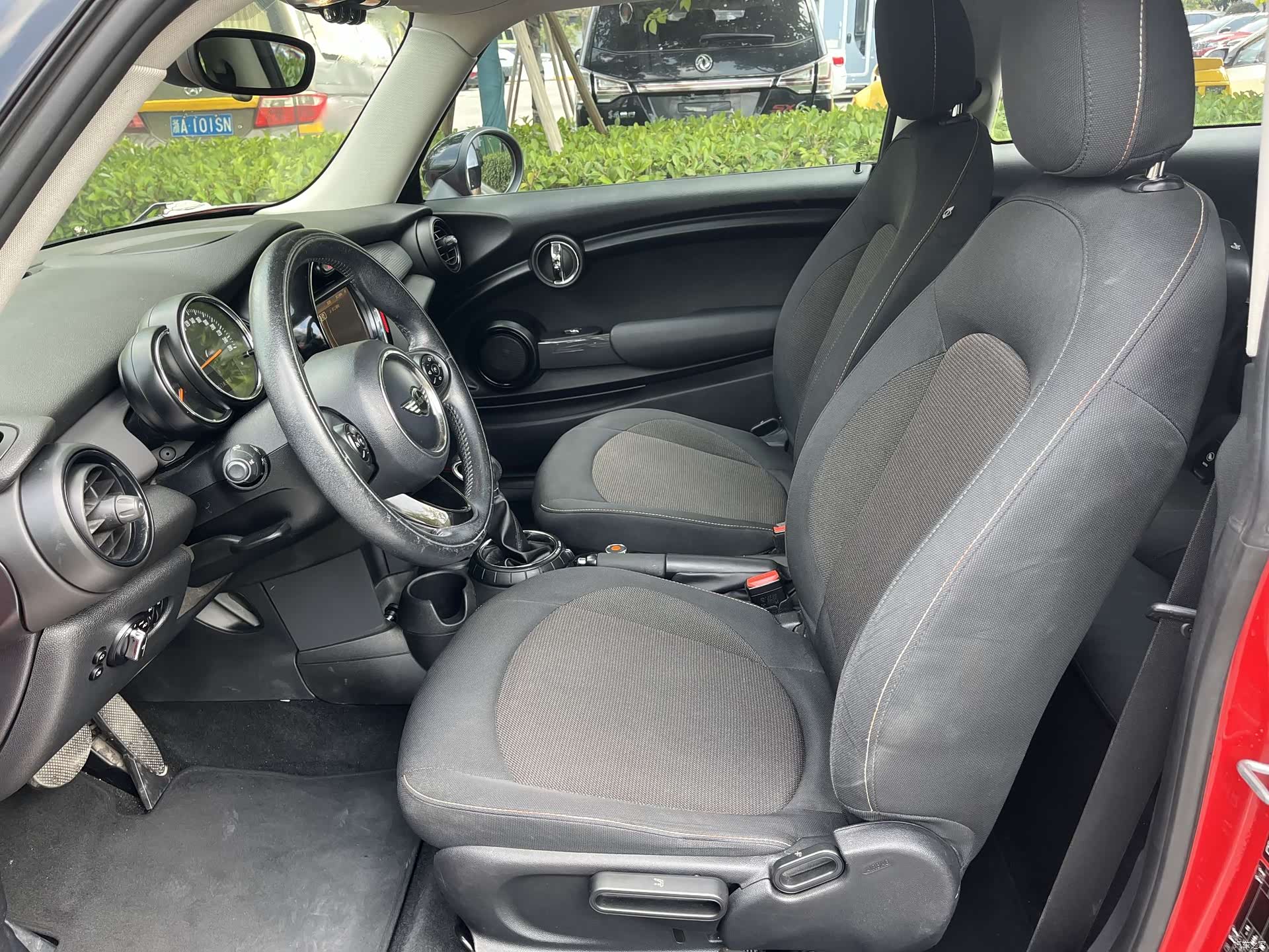 Mini Cooper, 2015 13