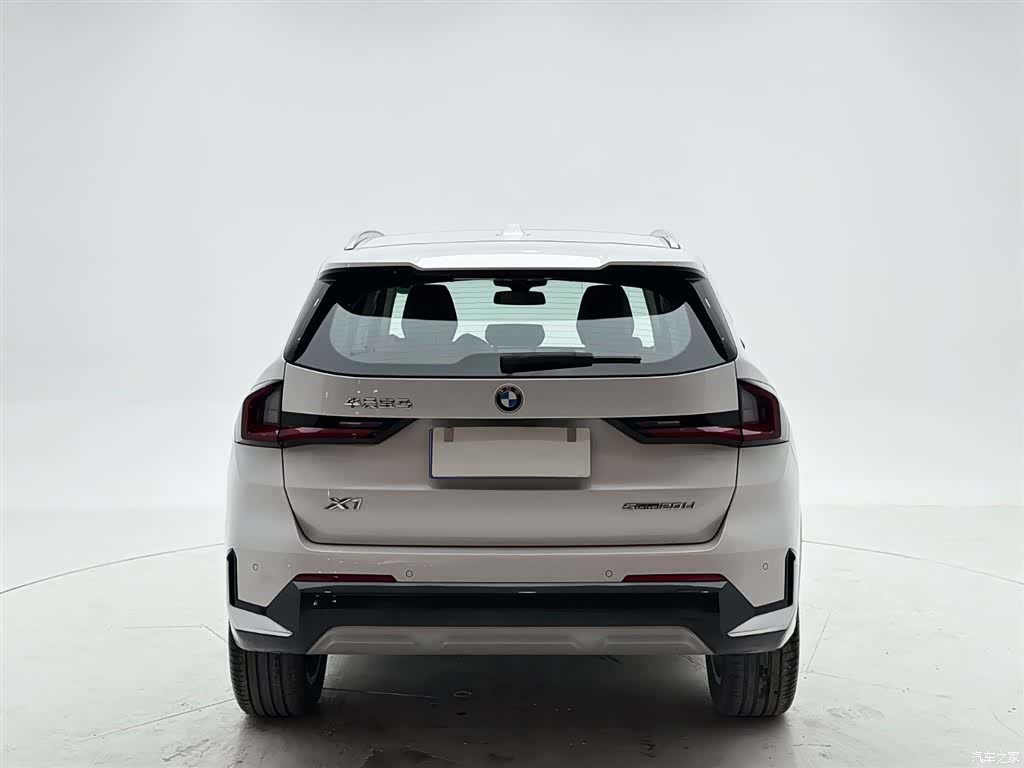 BMW X1, 2024 все фото