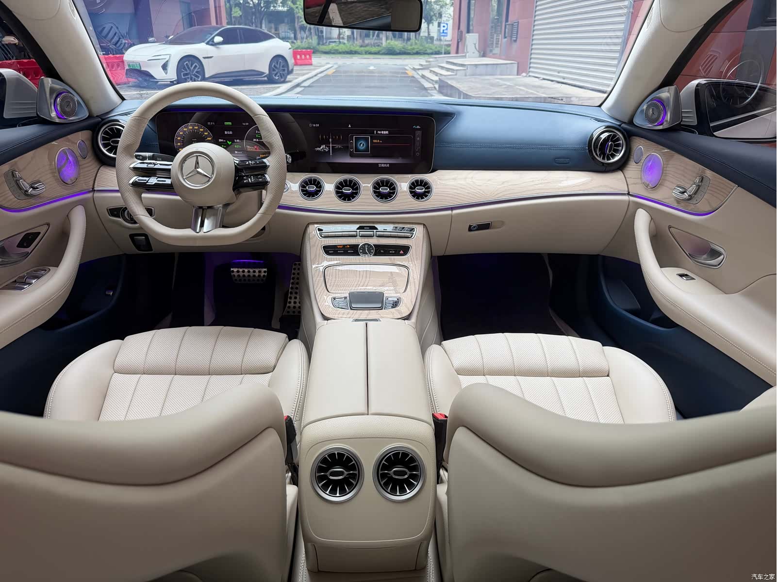 Mercedes-Benz E-Class, 2020 все фото