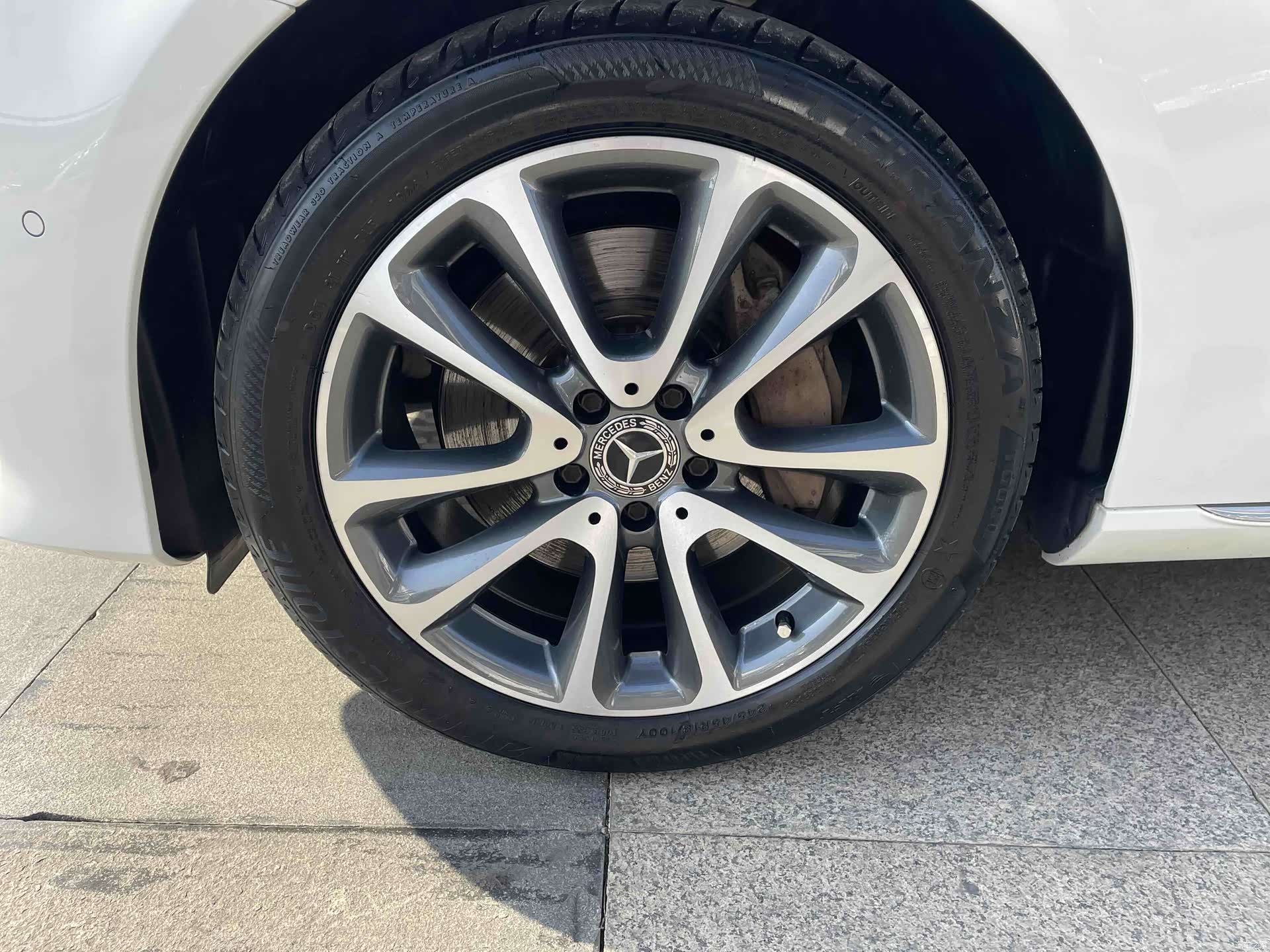 Mercedes-Benz E-Class, 2017 24