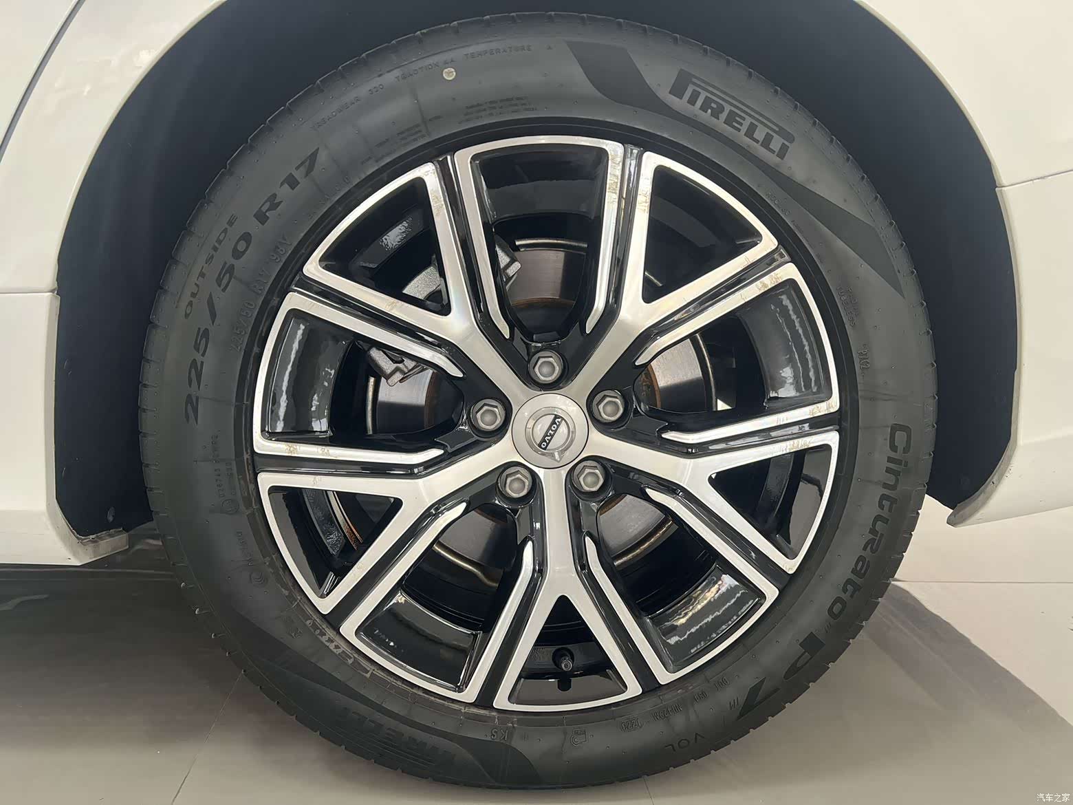 Volvo S60, 2023 4