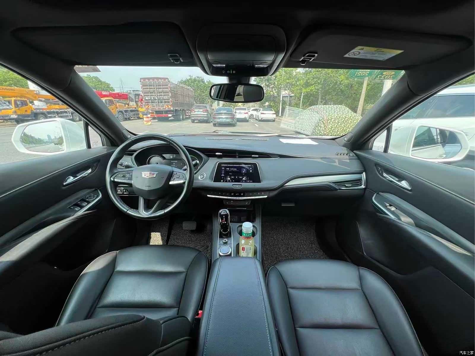 Cadillac XT4, 2020 все фото