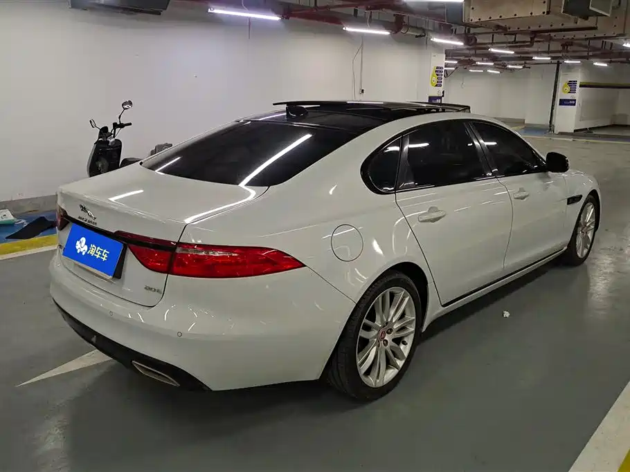 Jaguar XFL Jaguar XFL