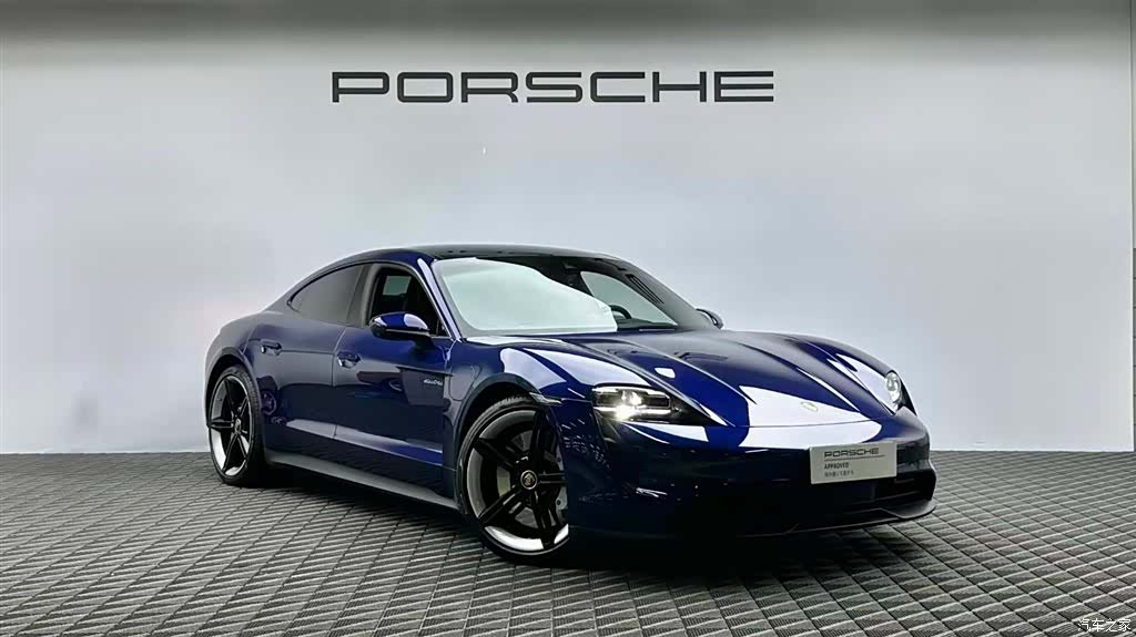 Porsche Taycan, 2021 3