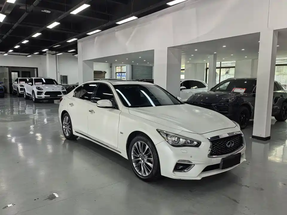Infiniti Q50L Infiniti Q50L