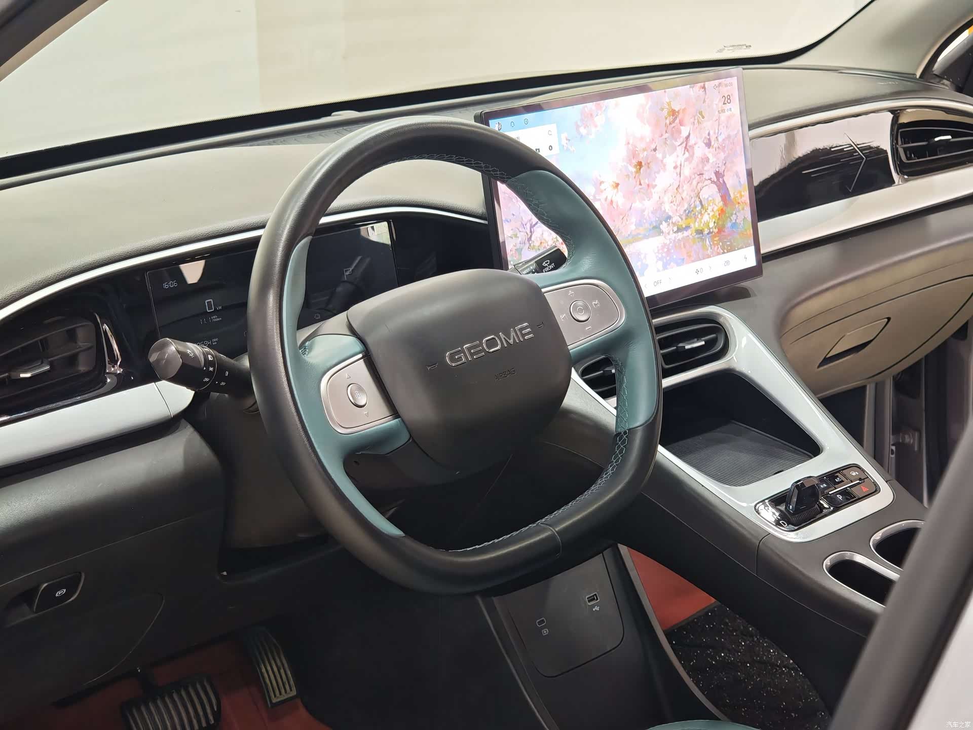 Geely Xingyuan, 2025 13