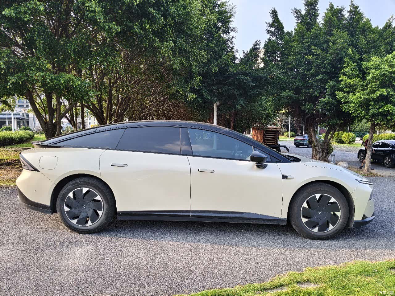 Xpeng P7, 2025 4
