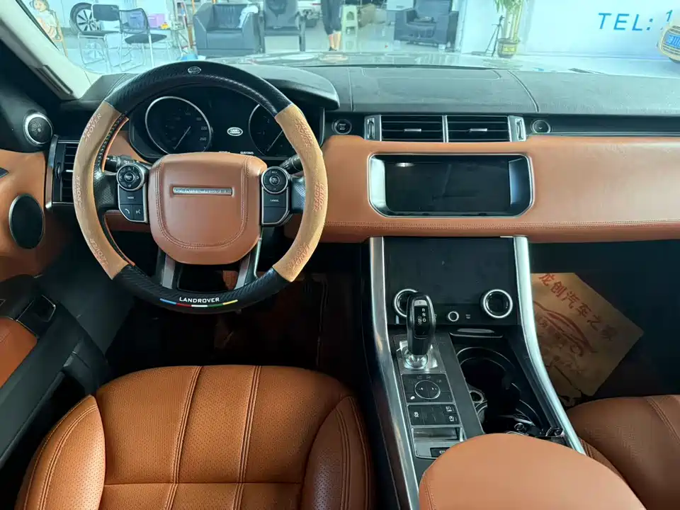 Land Rover Range Rover Sport Land Rover Range Rover Sport