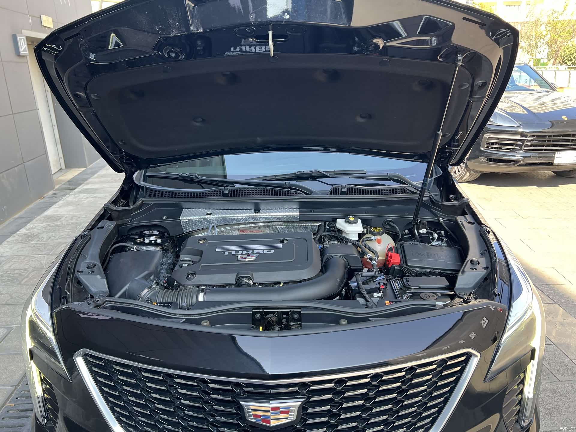 Cadillac XT4, 2023 35