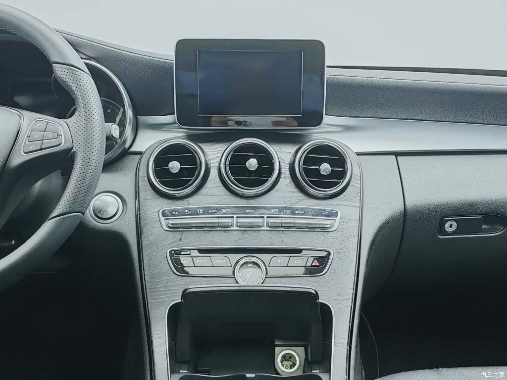 Mercedes-Benz C-Class, 2017 12