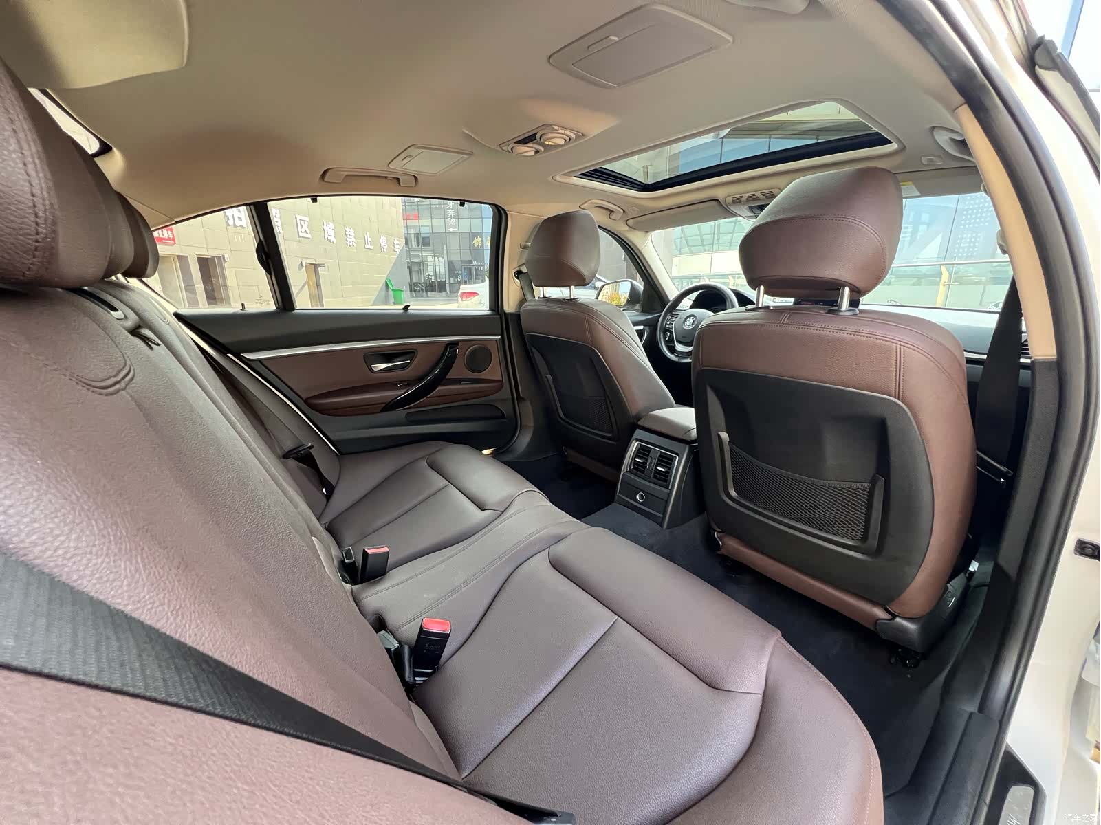 BMW 3 Series, 2018 26